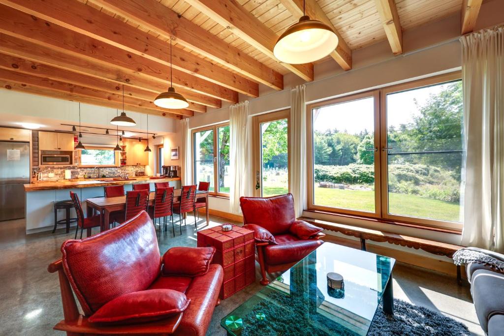 Otter Creek House | Acadia Home w/Rooftop Deck - Close to Trails!