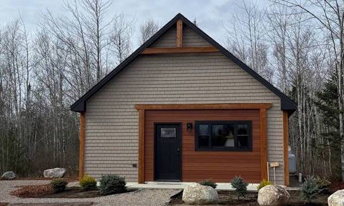 Trenton Cottage | Acadia Timber Cottages #45 - Minutes to Acadia National Park!