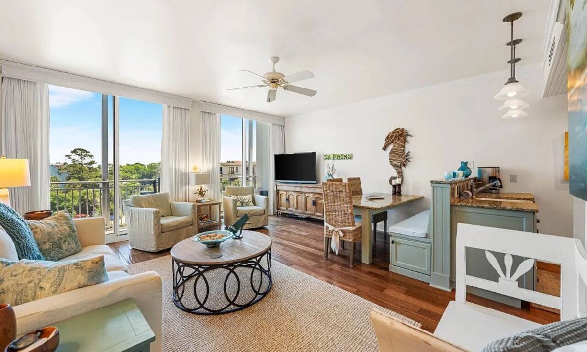 Gulf Place Condo | ☀️Across from Beach - Pool - 30A - Salty's Six Palms 4A☀️