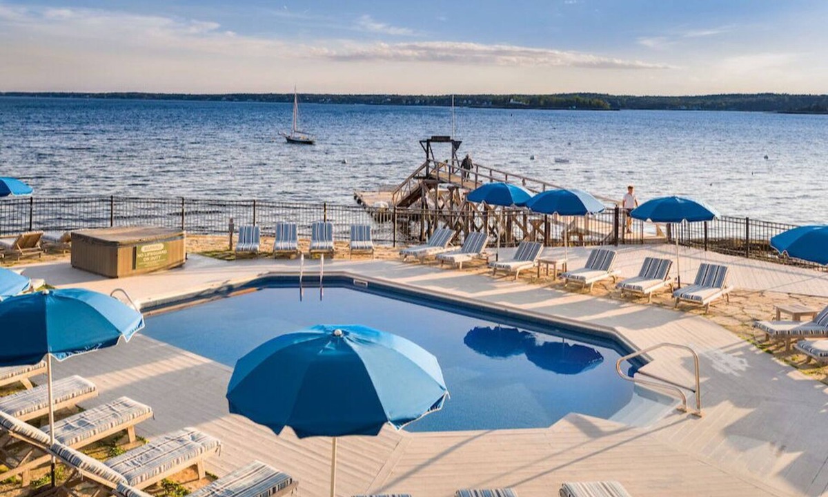 Boothbay Harbor Cabin | ADA Lodge | Partial Ocean View + Porch