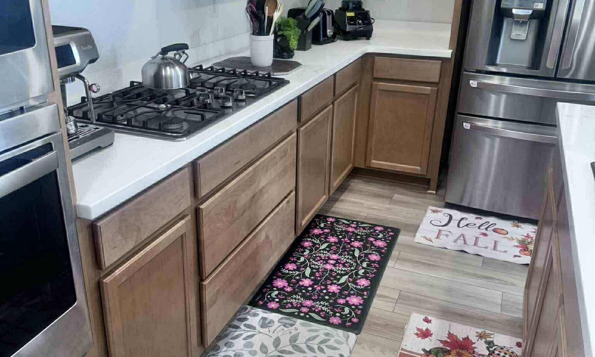 Aurora House | Adorable 1-bedroom house with AC in tranquil Aurora