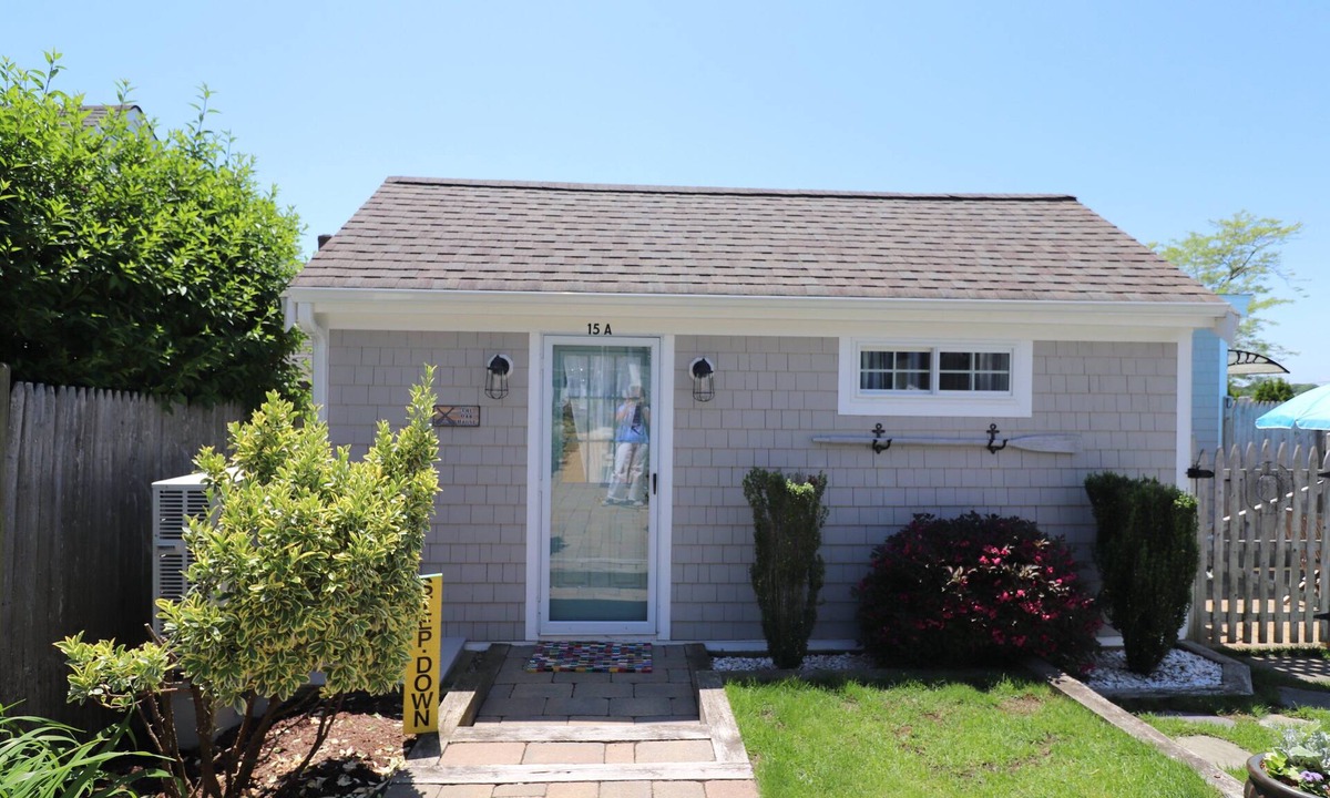 West Yarmouth Cottage | Adorable cottage - Walk to Private Beach on Nantucket Sound!