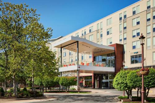 Leawood Hotel | Aloft by Marriott Leawood-Overland Park