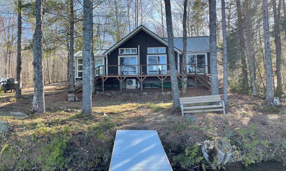Brownville Cabin | Amazing 4-bedroom cabin in Brownville perfect for your getaway