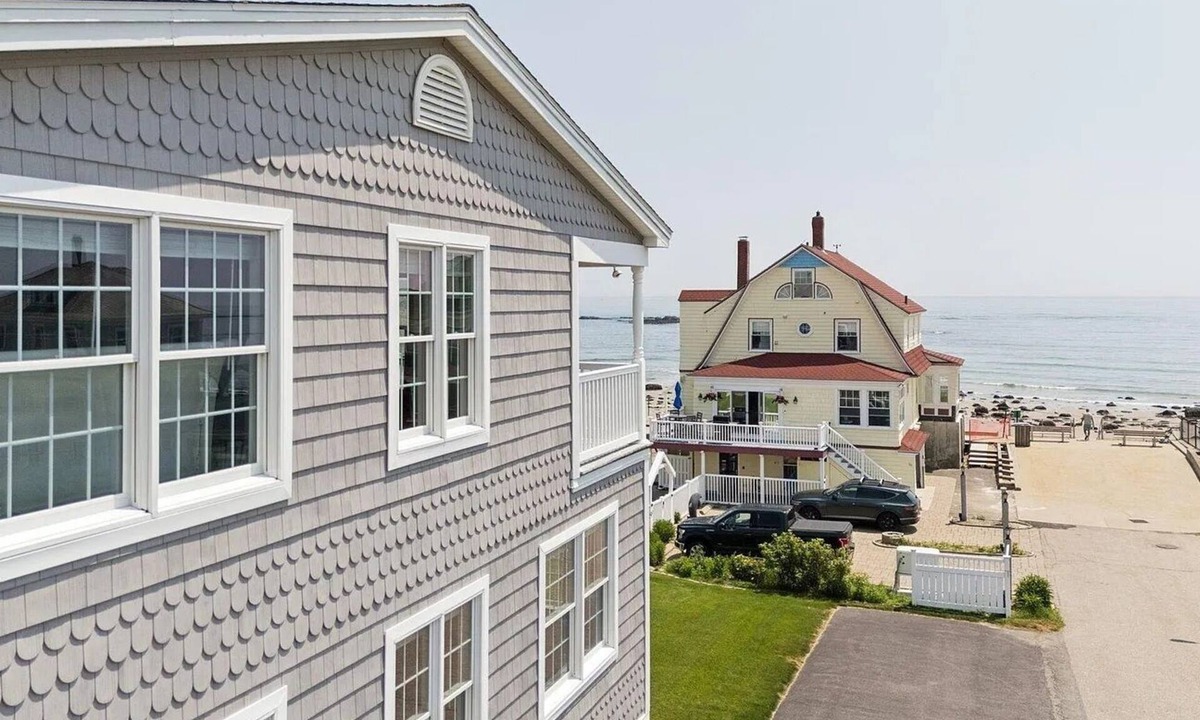 Wells Beach House | Amazing Beach House with Ocean Views - Just steps to Wells Beach