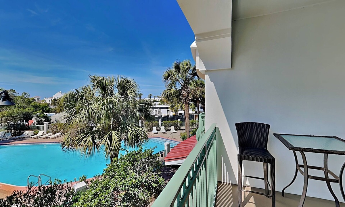 Rosemary Beach Condo | Amazing Getaway with Community Pool - Moments from the Beach!