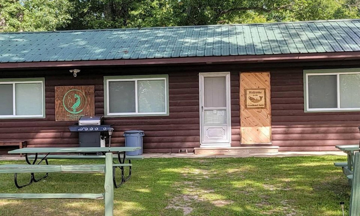 Wellston Cottage | Amazing Riverfront Cottage with Fire Pit in Wellston, Michigan