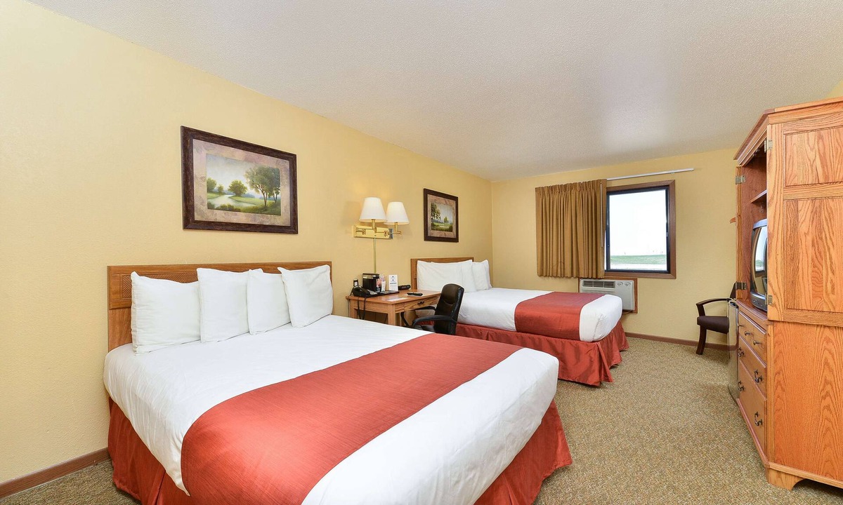 Northeast Entrance Badlands Hotel | Americas Best Value Inn Kadoka