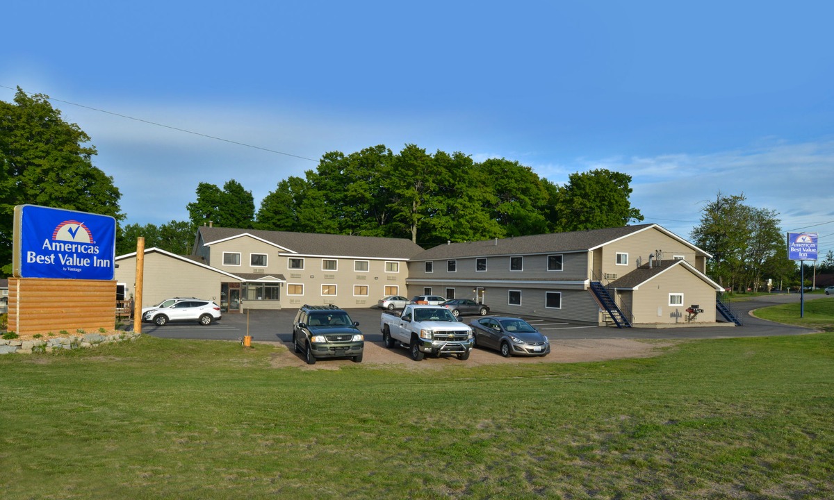Harvey Hotel | Americas Best Value Inn Marquette