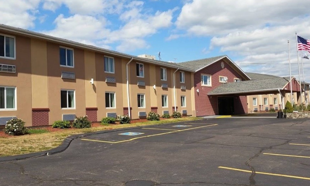 Foxboro Hotel | Americas Best Value Inn Foxboro