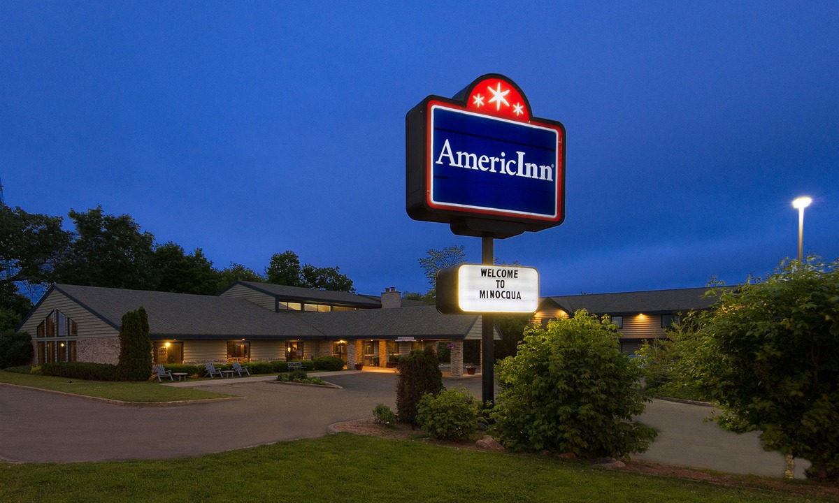 Minocqua Hotel | AmericInn by Wyndham Minocqua
