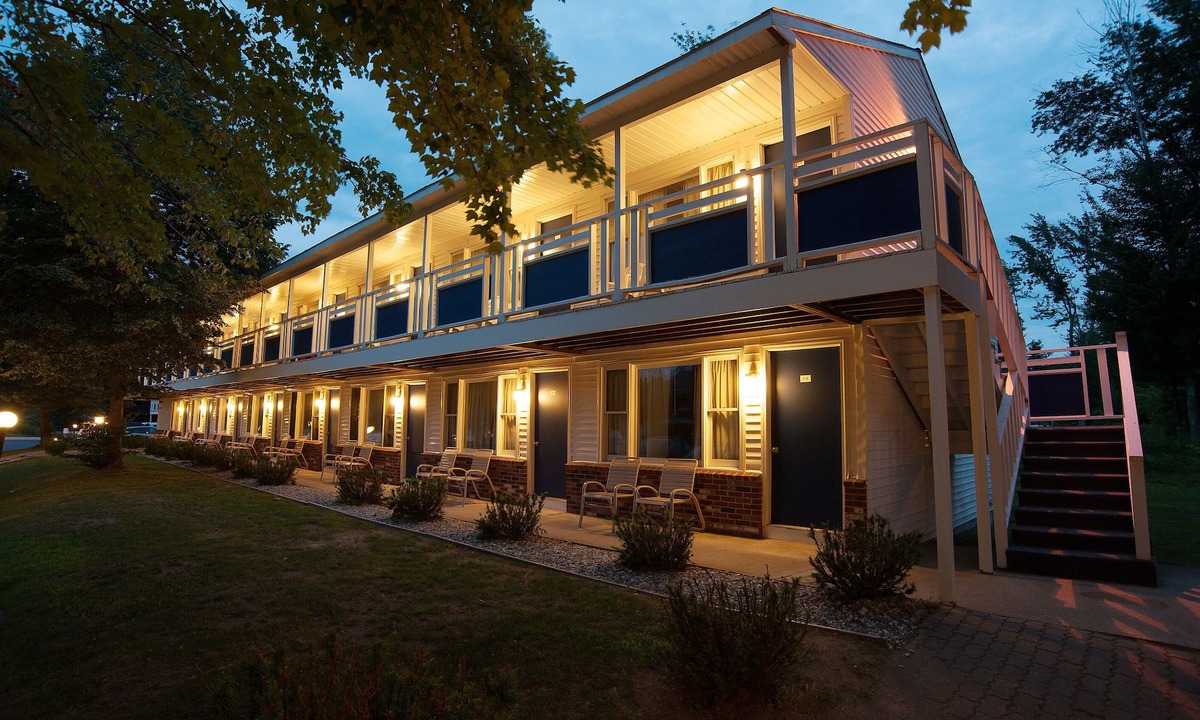 Ogunquit - Wells Hotel | Anchor Inn and Cottages Wells-Ogunquit