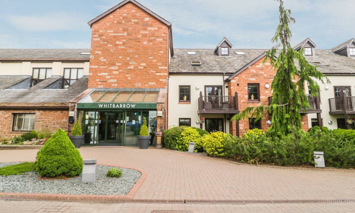 Penrith Cottage | APARTMENT 8, romantic, luxury holiday cottage in Penruddock