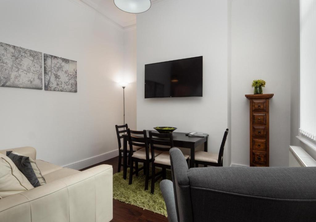 Sunderland House | Apex Living NE - Beachville House 4 Beds FREE PARKING