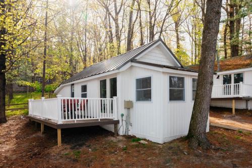 Mayfield House | Arbutus Lakeview-Fishing-Pet Friendly-Near TC!