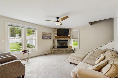 Arcadia House | Arcadia Beach Cottage