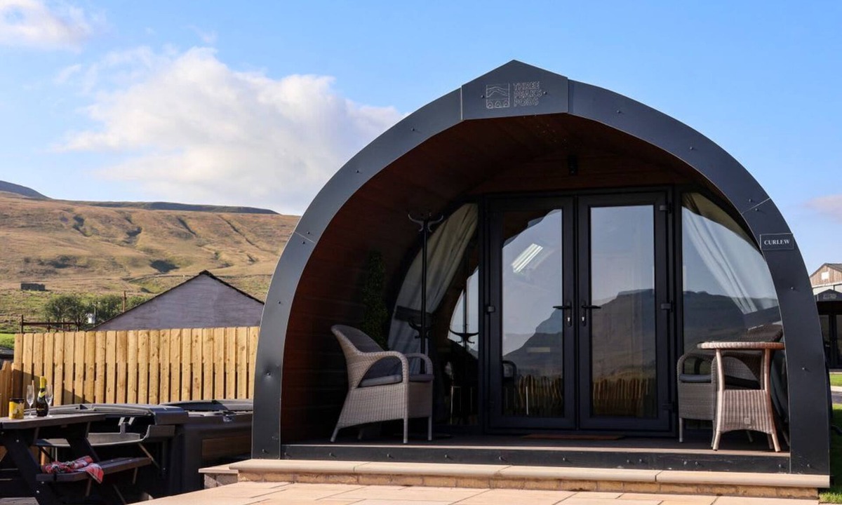 Yockenthwaite House | Barn Owl Chapel Le Dale. Rural