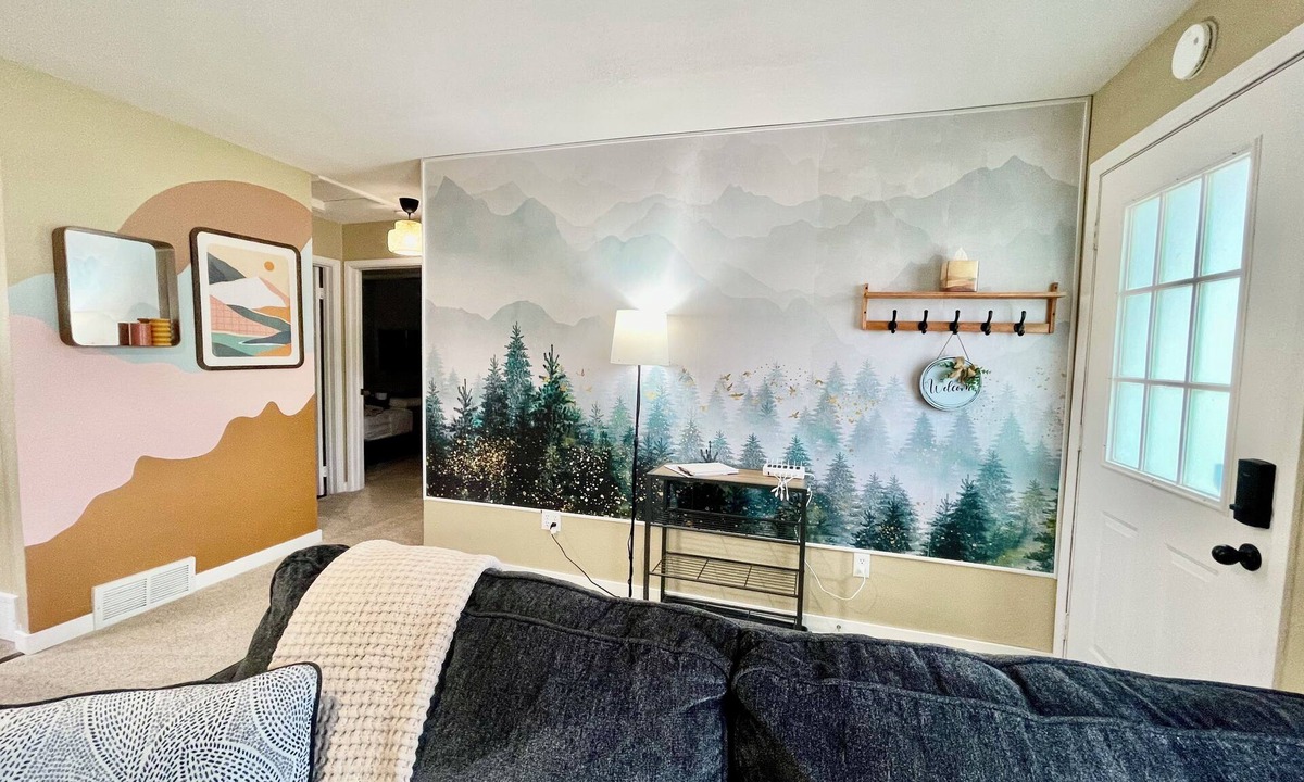 Rapid City House | Basecamp–Rapid City Near Downtown Dog Friendly
