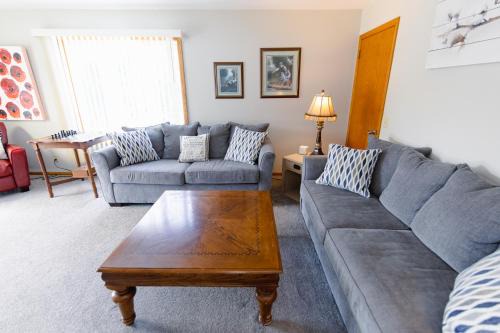Afton Apartment | Bass Creek's Cozy Outback Country Retreat
