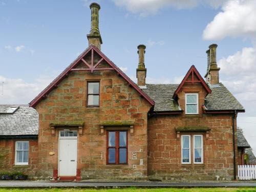 Brodick House | Bay View