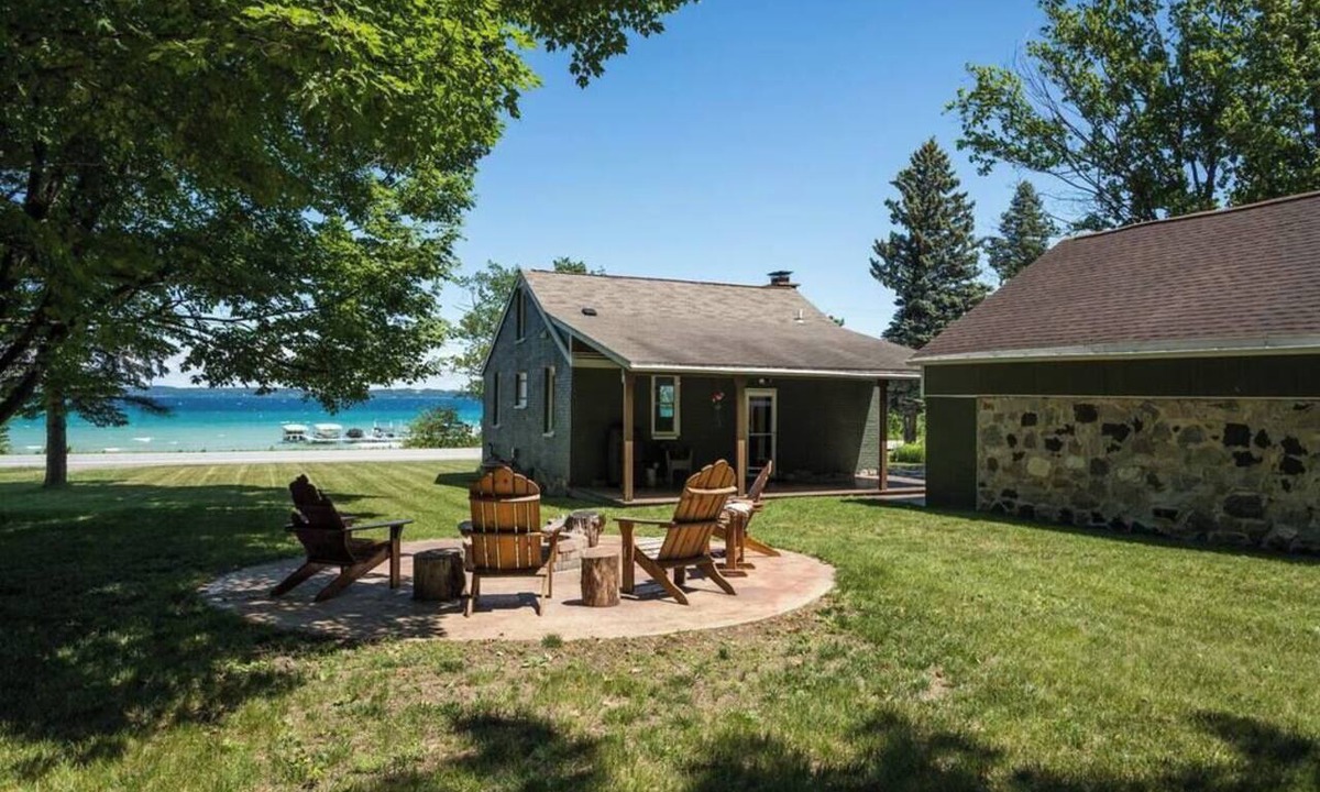 Traverse City Apartment | Baydream Believer: Bay Views and Minutes to TC