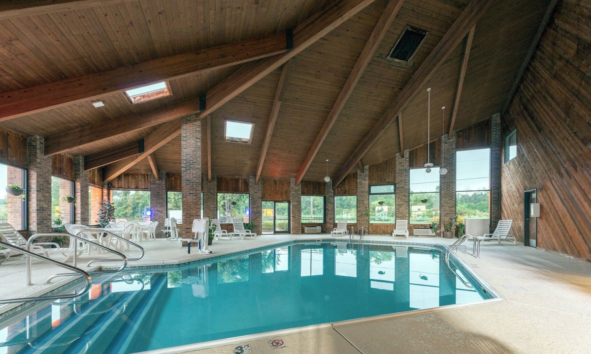 Hillview Hotel | Baymont by Wyndham Louisville South/Shepherdsville/I 65