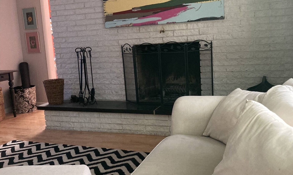 Mequon House | Beautiful home located 15 minutes form downtown Milwaukee .