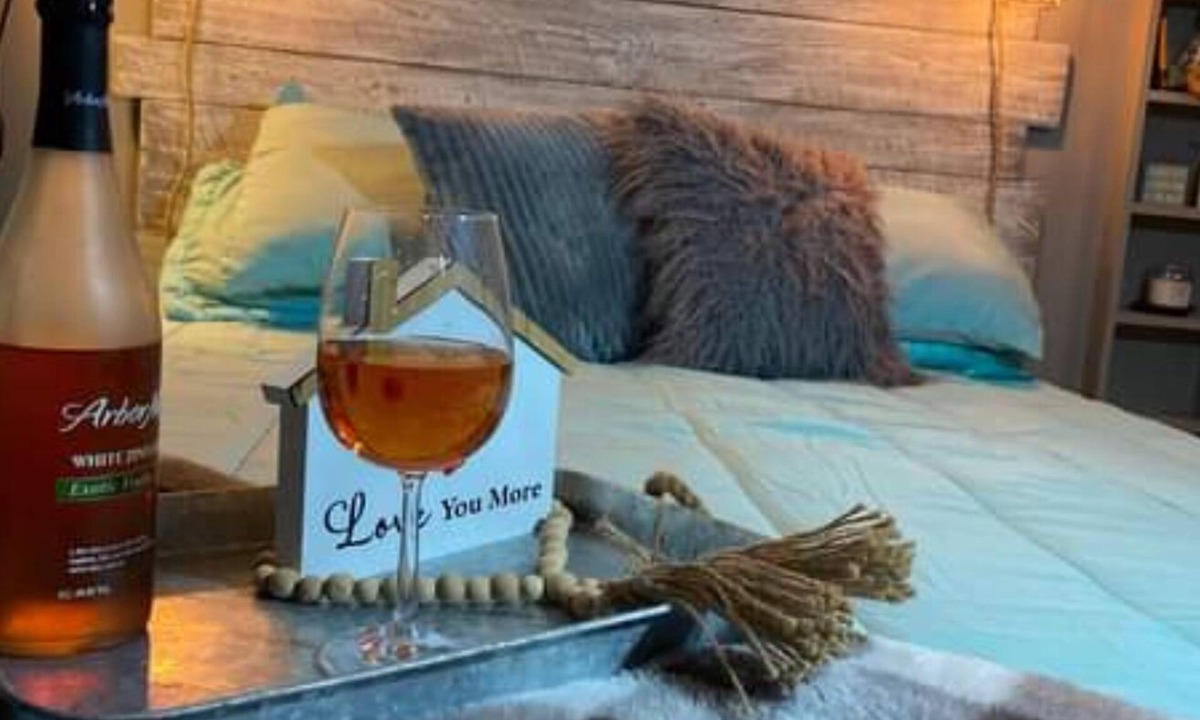East Machias Cottage | Beautiful Orange Lake ,Haven for real relaxation and rest with great sunsets 🌅