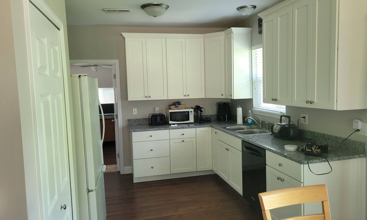 Delavan Lake House | Beautiful remodeled house a short walk to lake with shared pier.