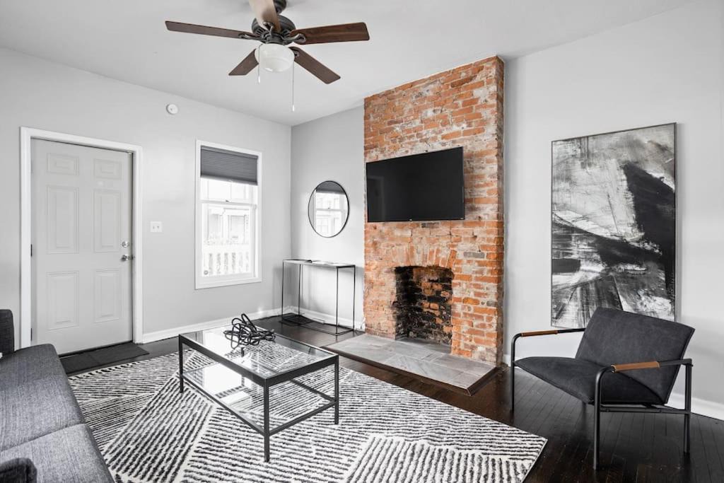 Kennedy King House | Beautiful Townhouse in Amazing Central Location