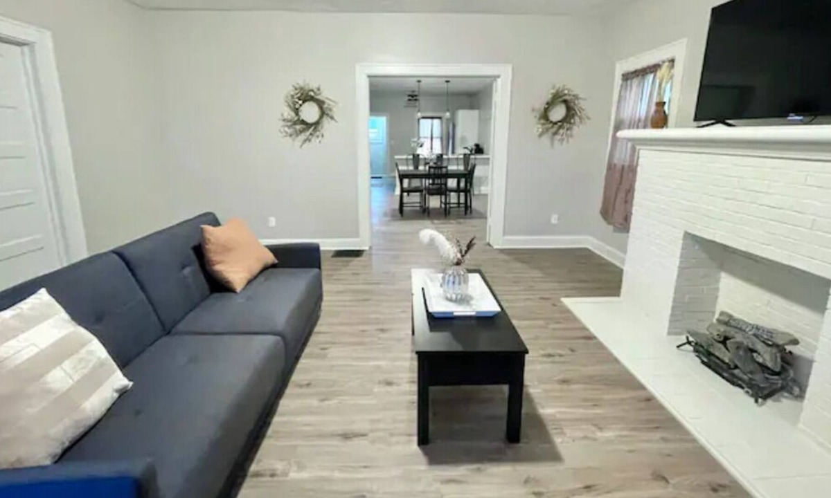 Indianapolis House | Beautifully Remodeled, 5 min to Downtown Indy!