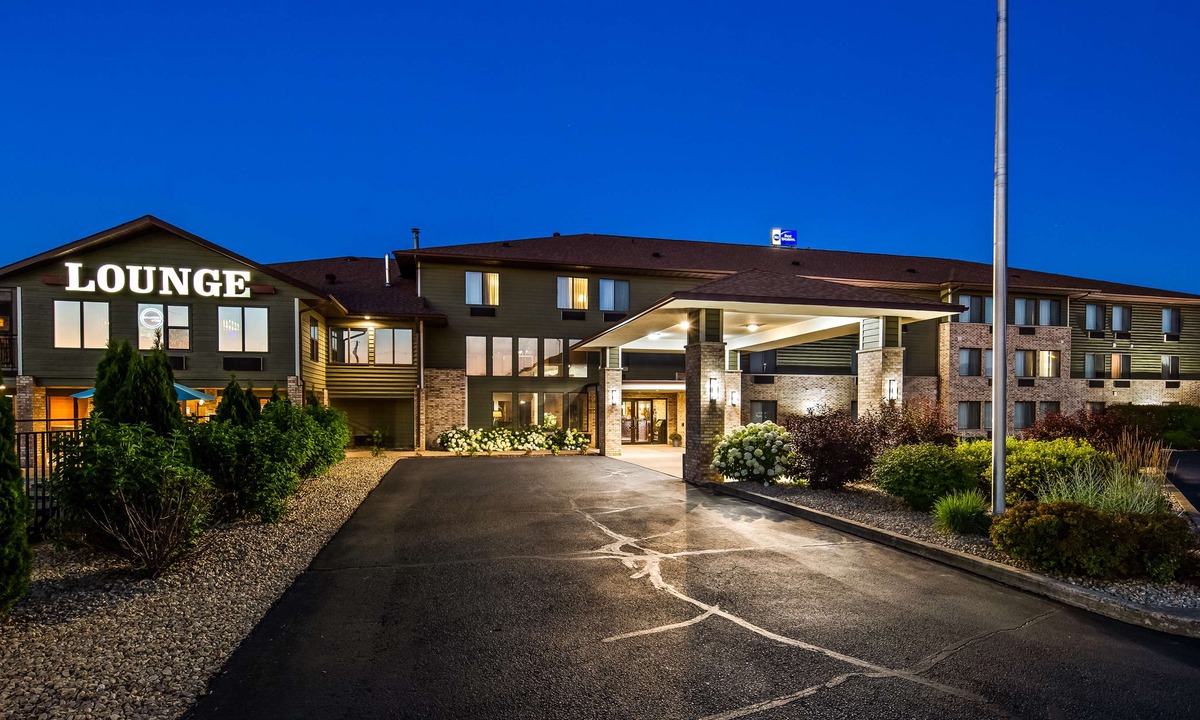 Mauston Hotel | Best Western Park Oasis Inn