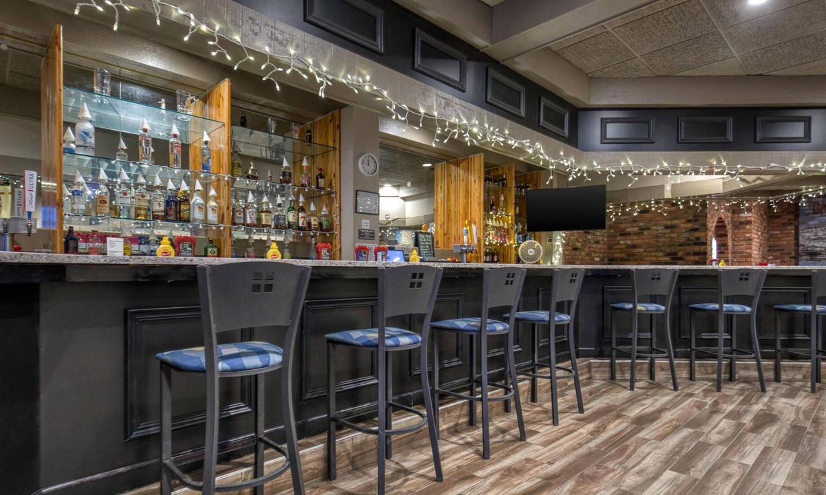 Woodhaven Hotel | Best Western Woodhaven Inn