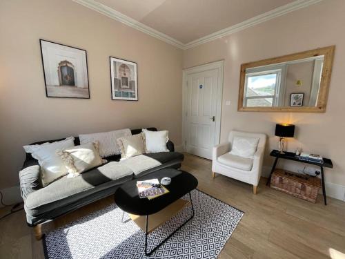 Gattonside Apartment | Bijou apartment in the heart of Melrose