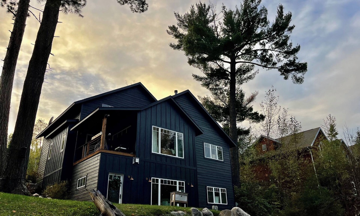 Biwabik House | Biwabik, Wynne Lake Lakeshore house minutes away from Giants Ridge Resort!