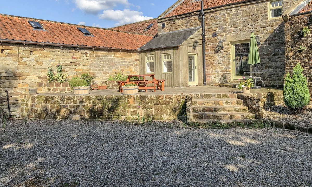 Easterside Cottage | BLACK CAT COTTAGE, pet friendly, luxury holiday cottage in Helmsley