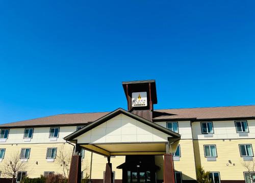 Tioga Hotel | Black Gold Suites Tioga