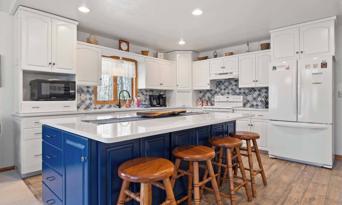 Fish Creek House | Blue Skies and Cherry Pies, in Fish Creek!
