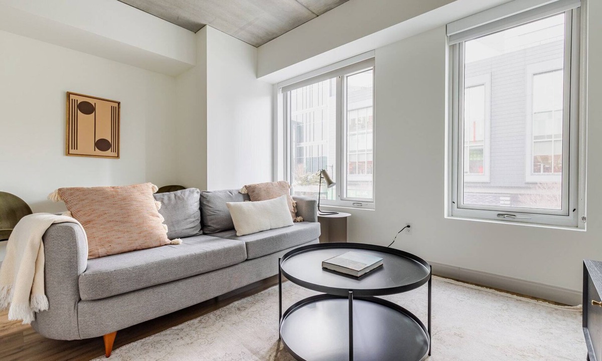 West Fens Apartment | Blueground | Fenway, gym & w/d, nr museums