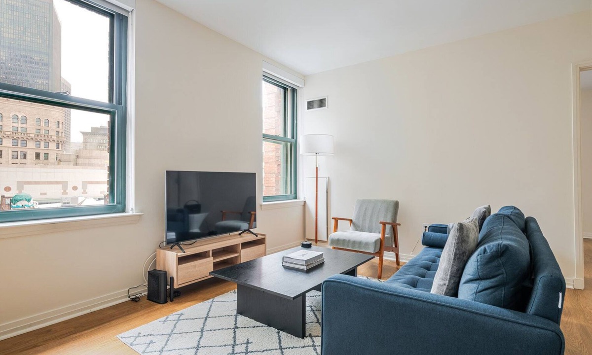 Downtown Boston Apartment | Blueground | Financial District, view, nr Boston Harbor