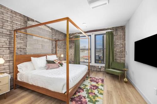 Grand Rapids Apartment | BlueJay Hotel