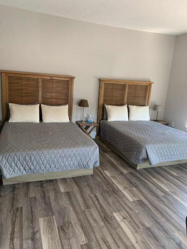 Northport House | Boutique Hotel Room 8