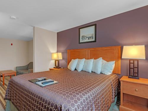 Bowman Hotel | Bowman Lodge & Convention Center