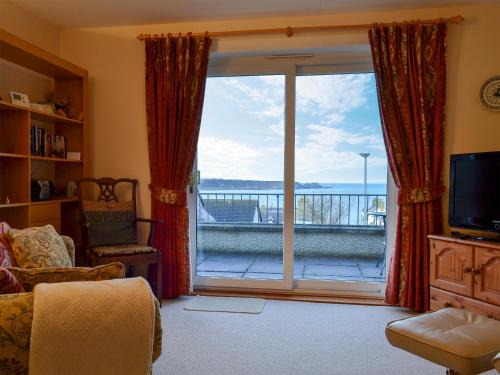 Cullen House | Brae Lodge
