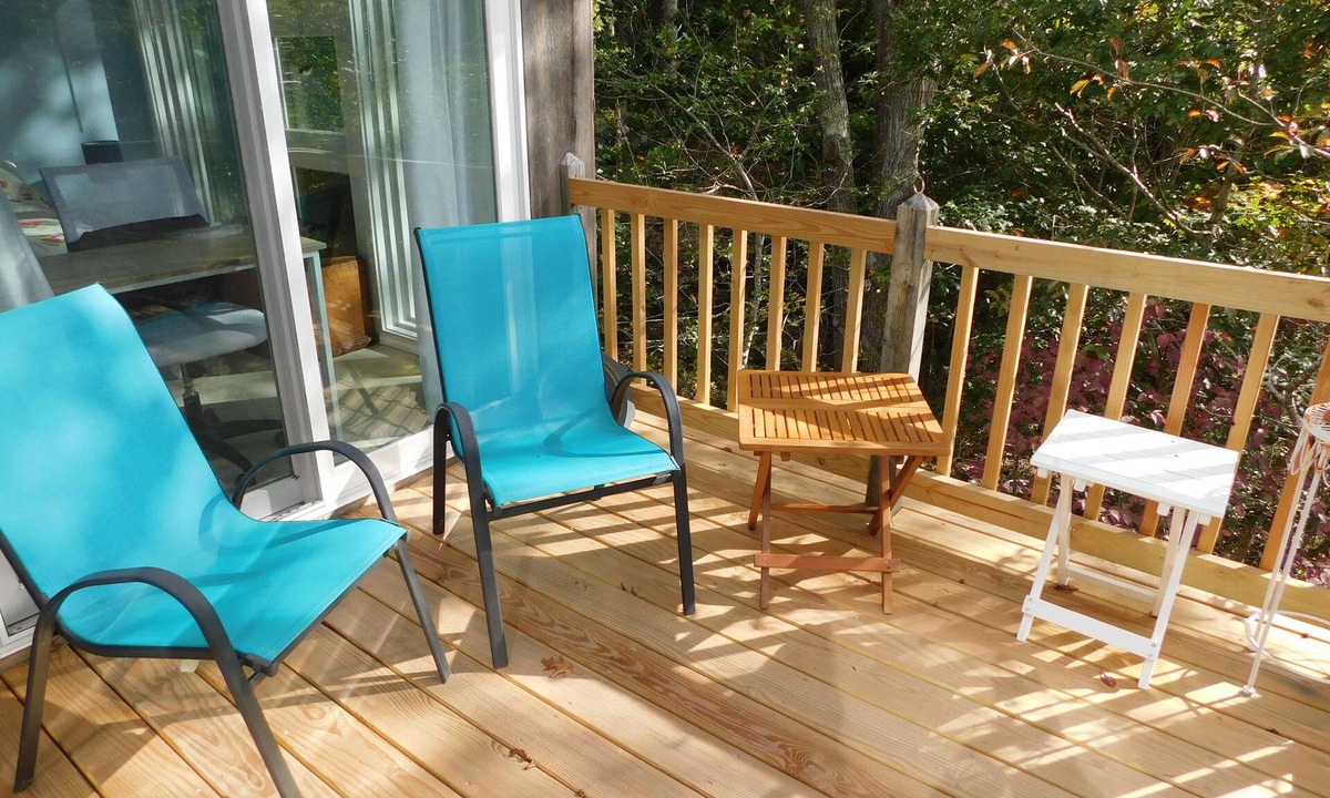 Wellfleet Cottage | Bright and cozy private cottage (CS0037)