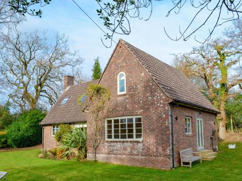 Burley House | Brookside Cottage