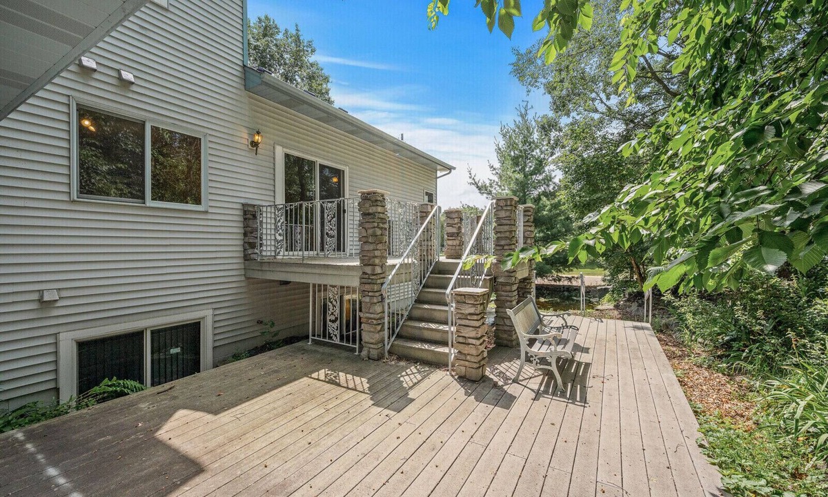 Andover House | Bunker Hills House: 2 Kitchens, 6 BR, 5 BA, Laundry, Garage!