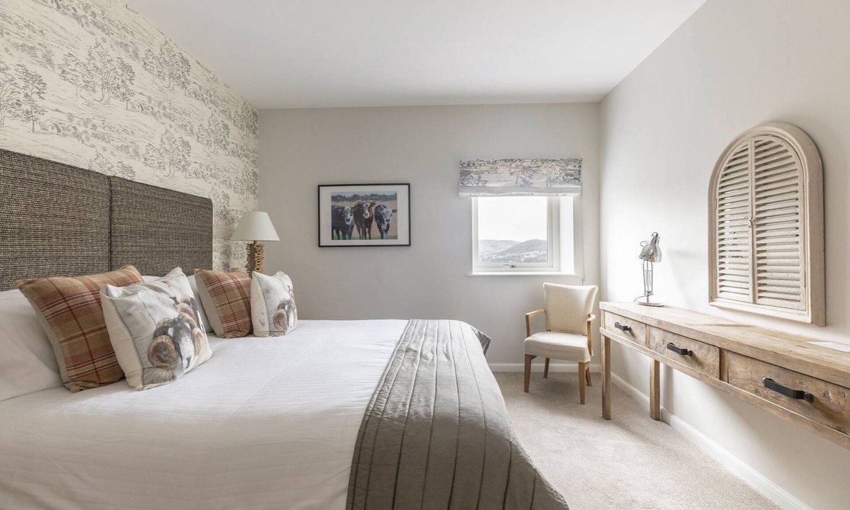Gattonside Cottage | BYRE, Gattonside - sleeps 4 in 2 bedrooms