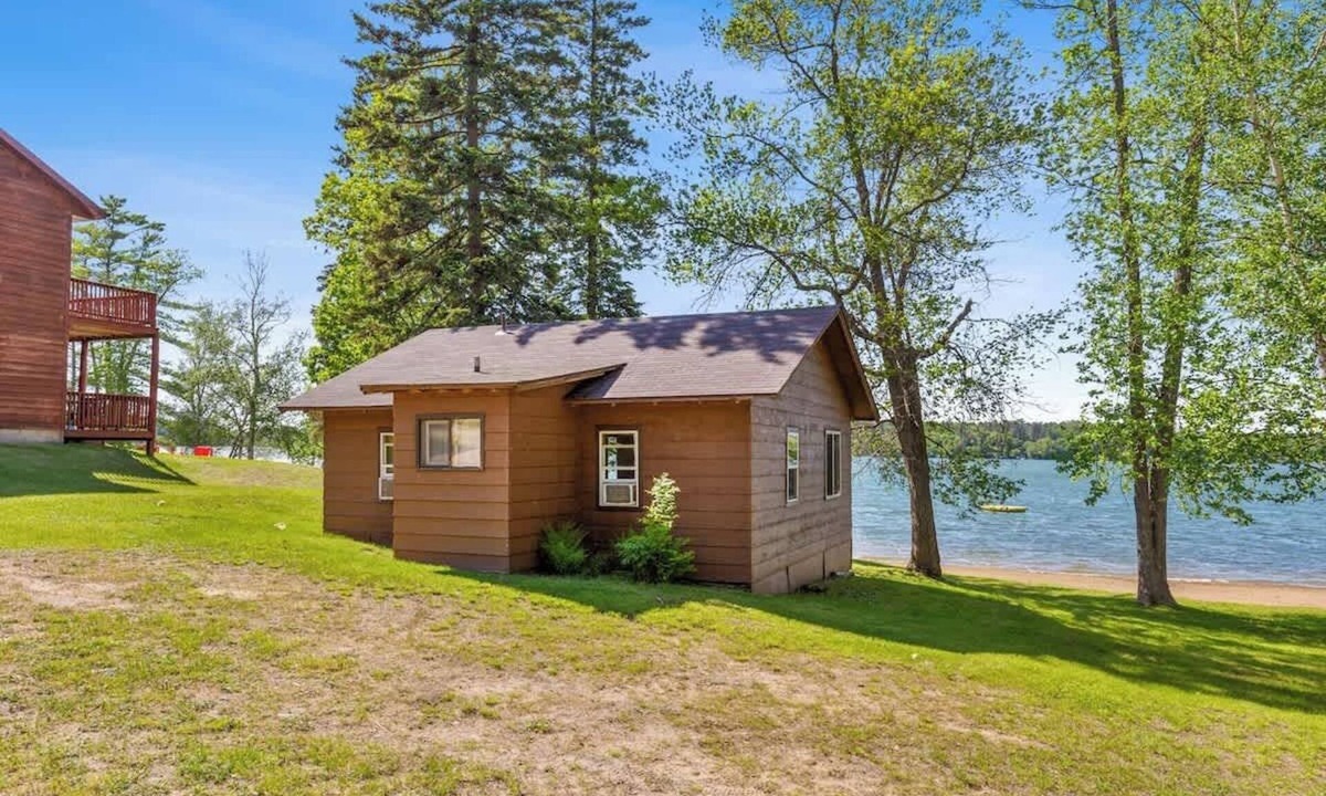 Park Rapids Cabin | Cabin #8 Long Lake 2BR 1BA Timberlane Resort