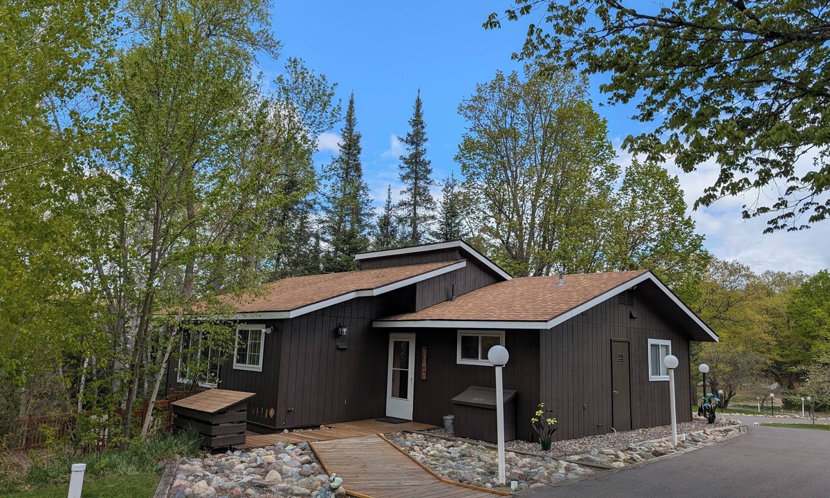 Sayner Cabin | Cabin with Lake Access, AC, Fireplace, Firepit